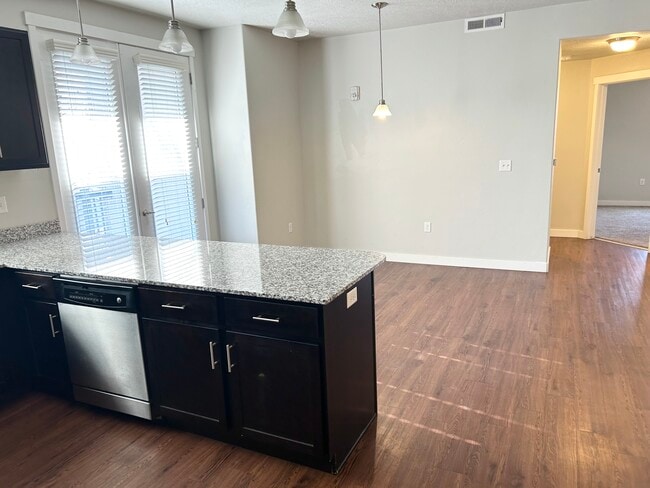 3660 S 900 E unit 402, Salt Lake City, UT 84106 - photo 6