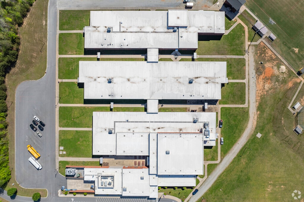 William Lenoir Middle School campus is made up of 3 adjoining buildings.