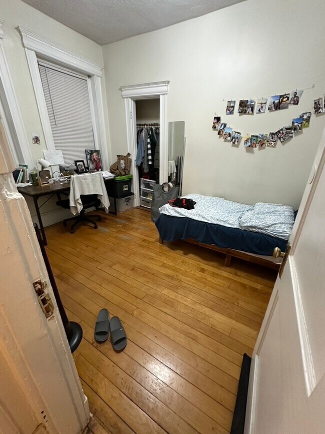 11 Euston St unit 2, Brookline, MA 02446 - photo 5