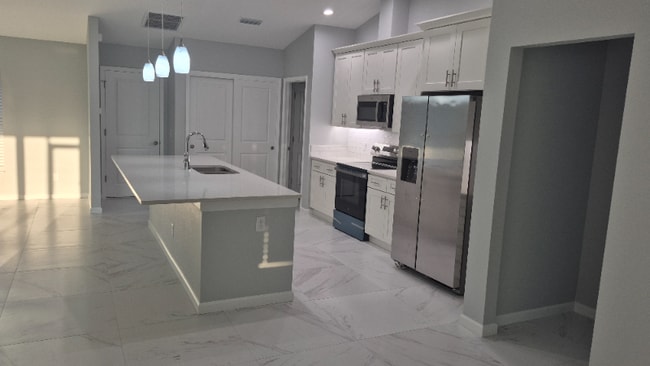 661 Myra Ln NW, Port Charlotte, FL 33948 - photo 3