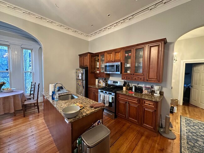 135 Hillside St unit 2, Boston, MA 02120 - photo 5