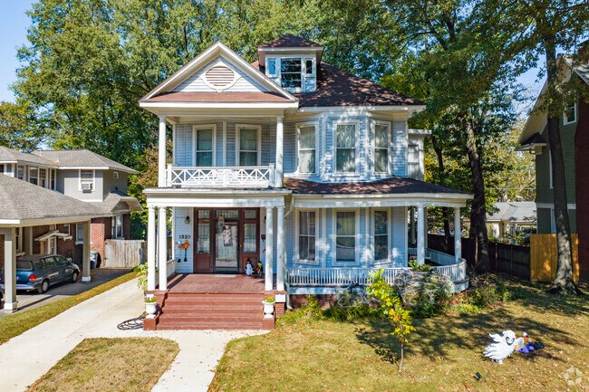 Annesdale features historic victorian era homes.