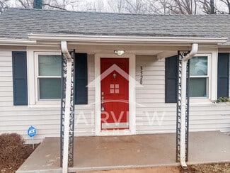 3520 Demott St, Lynchburg, VA 24501