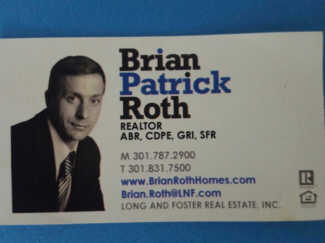 Agent Photo