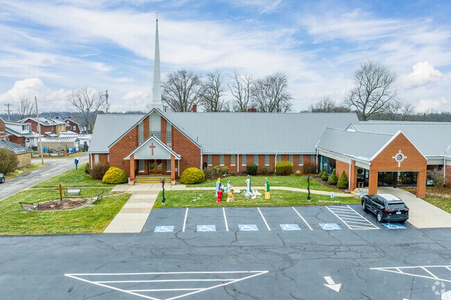 Christ Lutheran School provides a setting where knowledge converges with ambition.