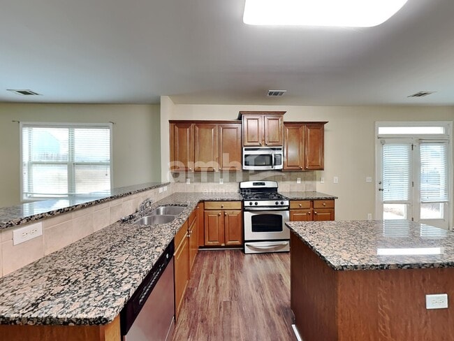 850 Stonehaven Rd SW, Atlanta, GA 30331 - photo 4