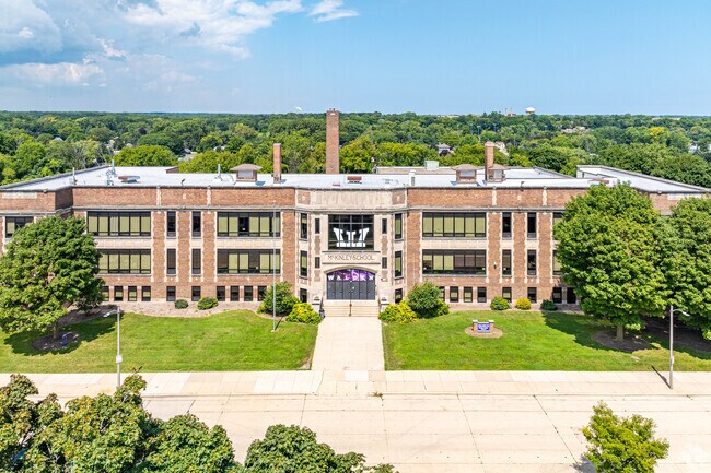 Students in Hickory Ridge can attend Walden III High School.
