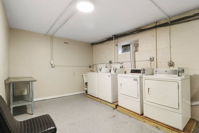 1009 Front St unit ID1366970P, Lisle, IL 60532 - photo 2