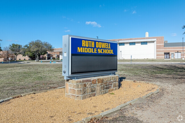 Dowell Middle is a public school located in McKinney, Tx.