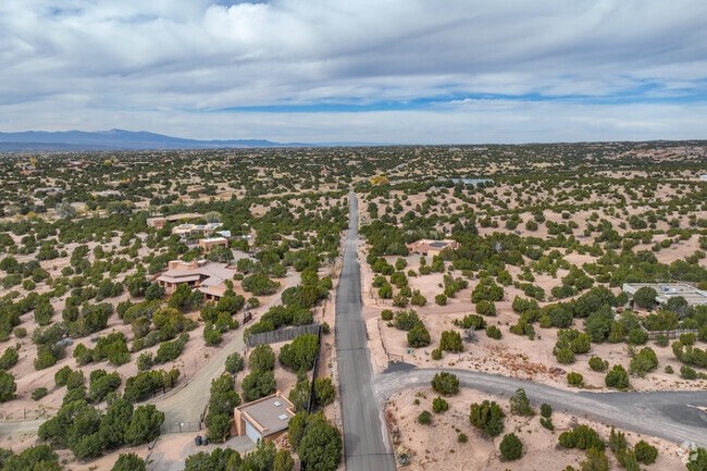 Large properties can be found near undeveloped land in Tres Arroyos.