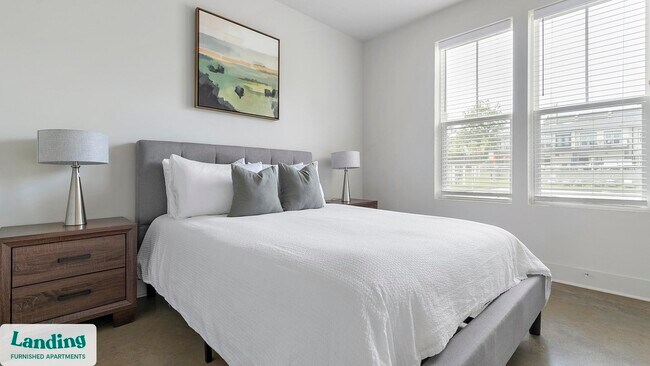 404 W 26th St unit 11-108, Charlotte, NC 28206 - photo 5