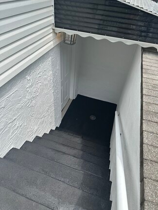 522 Bayport Ave Unit Apartment, Bayport, NY 11705