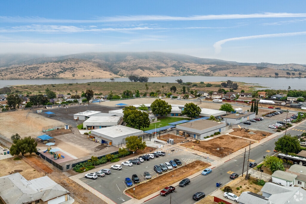 An elevated view of La Presa Elementary shows new renovations underway.