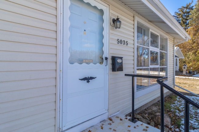 5035 Norwich Rd, Toledo, OH 43615 - photo 3