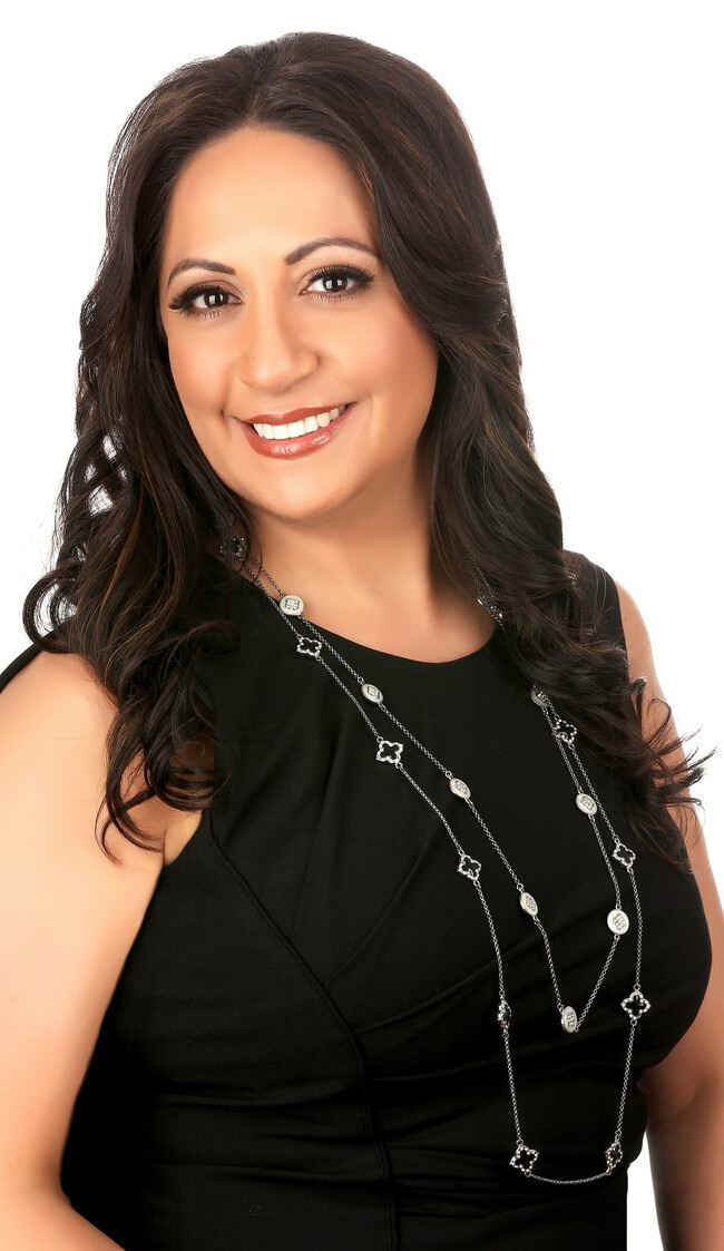 Julia Calderon
