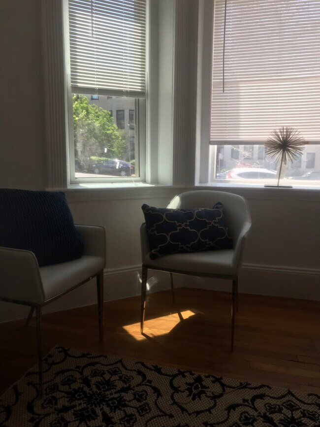 916 Beacon St unit 6, Boston, MA 02215 - photo 3