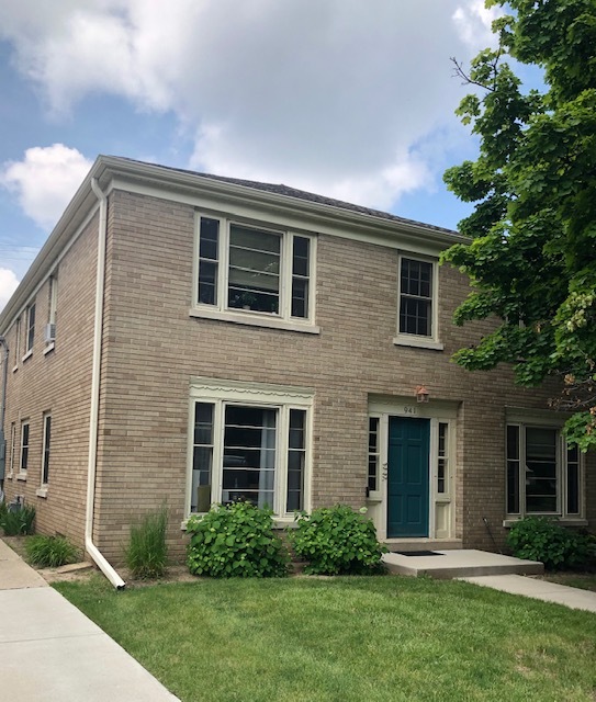 941 Glenview Ave Unit 3, Wauwatosa, WI 53213