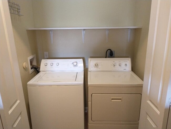 16219 Oxbow Trail unit Apartment, Buda, TX 78610 - photo 6