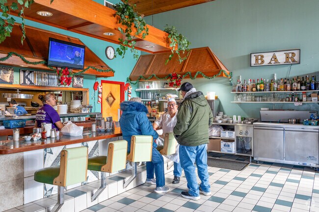 Lookout Point dining options include the welcoming Busy Bee in Wonder Lake.