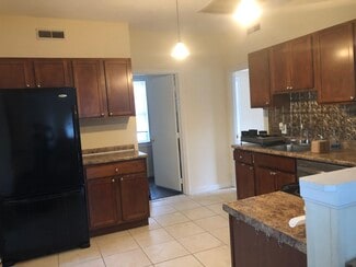 829 Princeton Blvd, Lowell, MA 01851