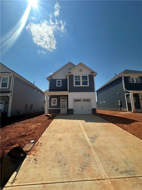 219 Brown Cir, Easley, SC 29642
