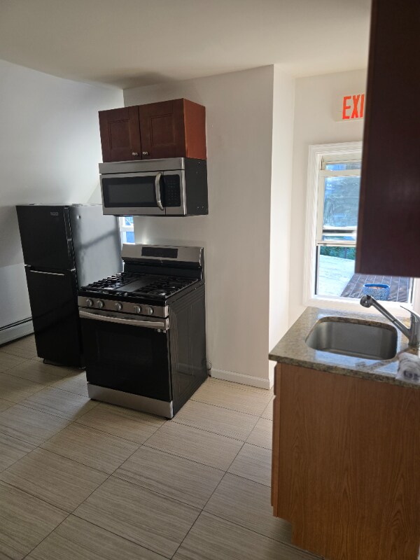 316 Summer Ave Unit 3rd Fl, Newark, NJ 07104
