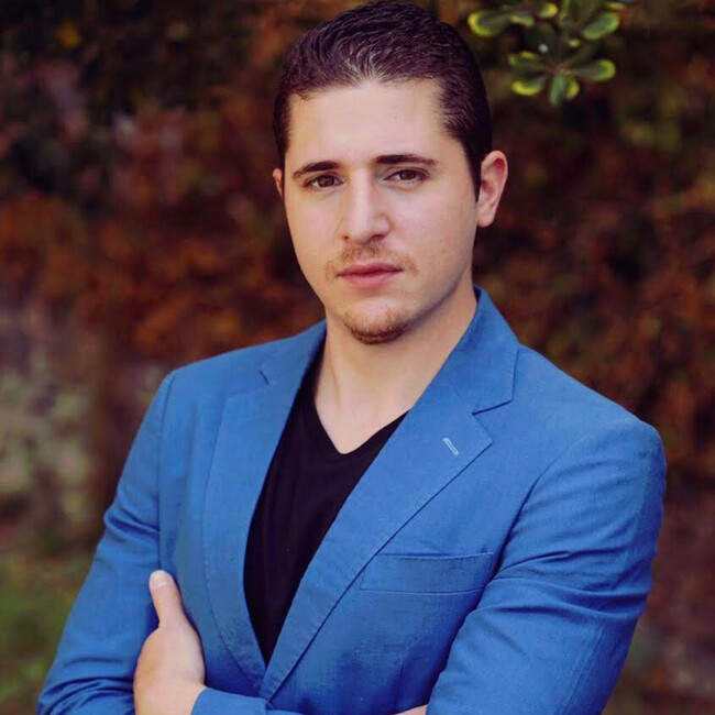 Agent Photo