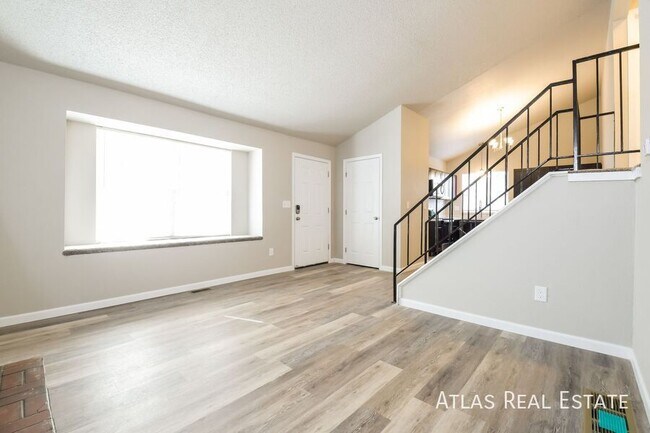 1417 S Biscay Way, Aurora, CO 80017 - photo 5