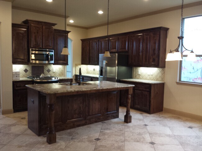 3143 Marble Falls Dr, Forney, TX 75126 - photo 3