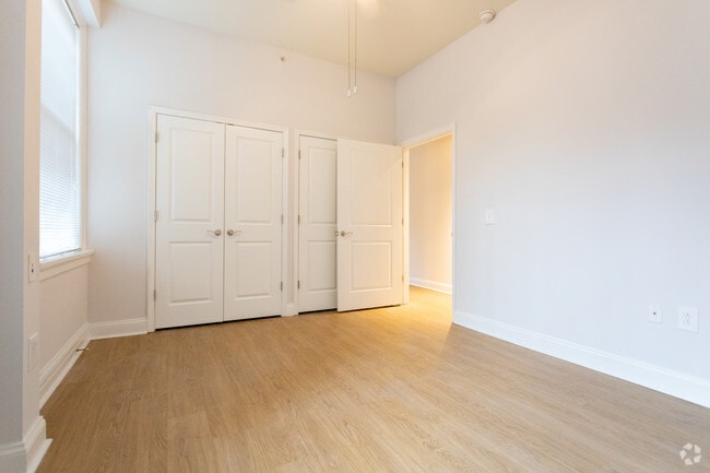 1 Bedroom, 1 Bath - 1st Floor