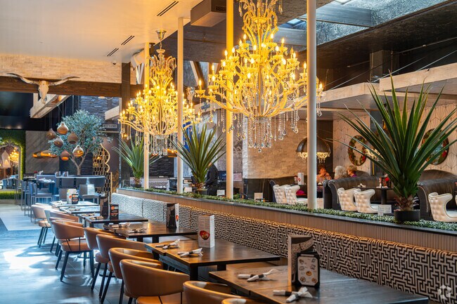 Washington Square features popular restaurants like The Margarita Factory.