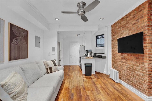 52 Barrow St unit ID1250757P, New York, NY 10014 - photo 6