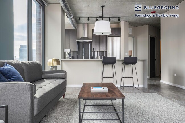 939 W Washington Blvd unit FL8-ID254, Chicago, IL 60607 - photo 3