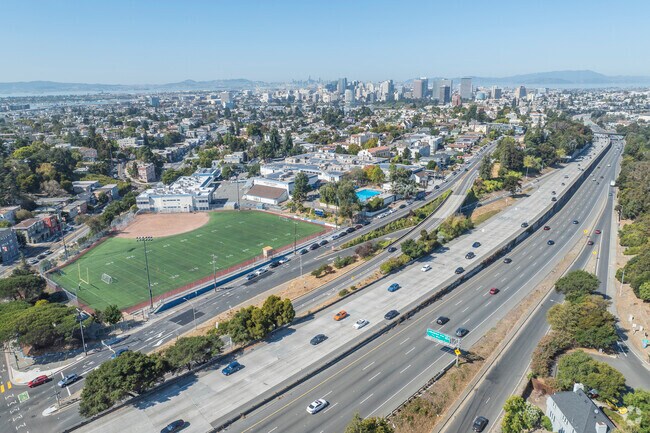 Ivy Hill residents can hop on the 580 to commute into San Francisco.