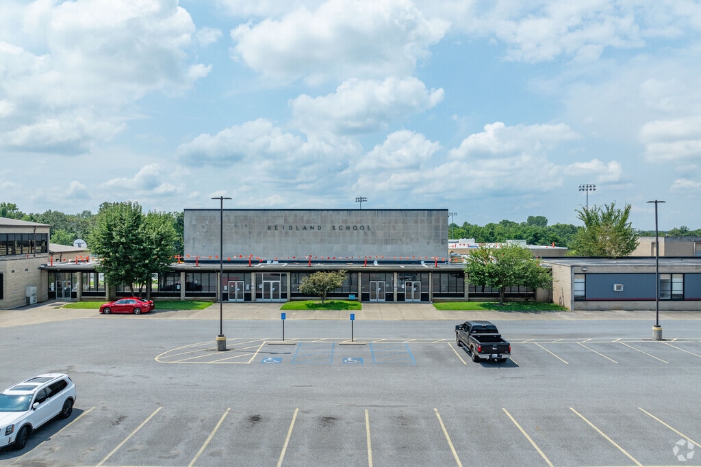 Reidland Intermediate School enrolls around 200 students every year in Paducah.