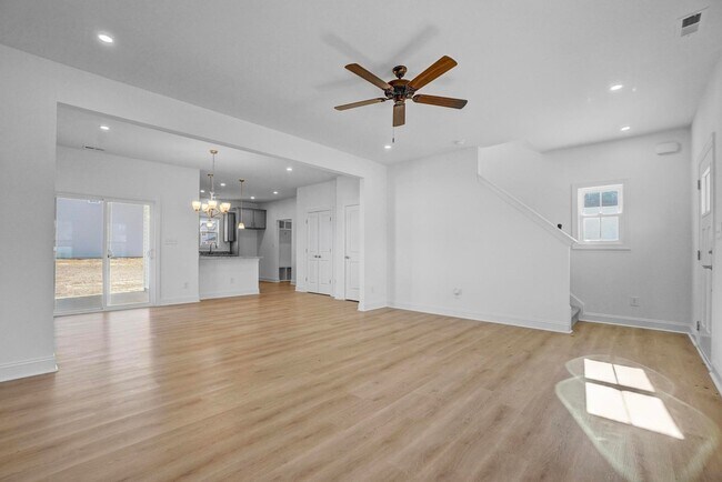 132 Poplar St unit 38066977, Vass, NC 28394 - photo 4