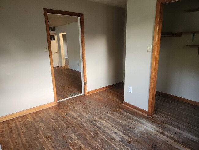 104 W Searcy St, Kensett, AR 72082 - photo 3