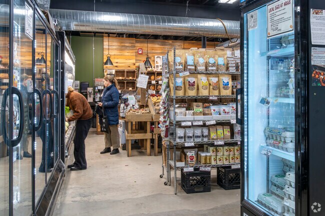 Argus Farm Stop Market is a bustling Saturday stop for residents of East Packard.