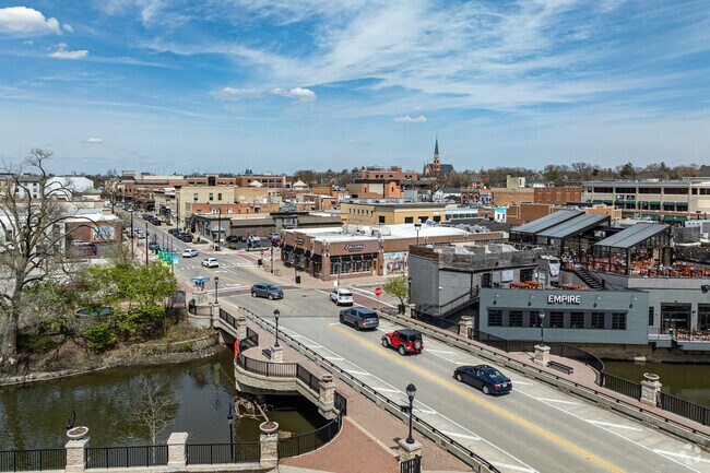 North Downtown Naperville is located in the vibrant, award-winning city of Naperville, IL.