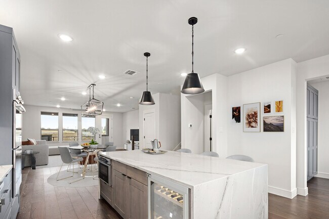 4309 Riviera Dr unit 37292868, Irving, TX 75039 - photo 7