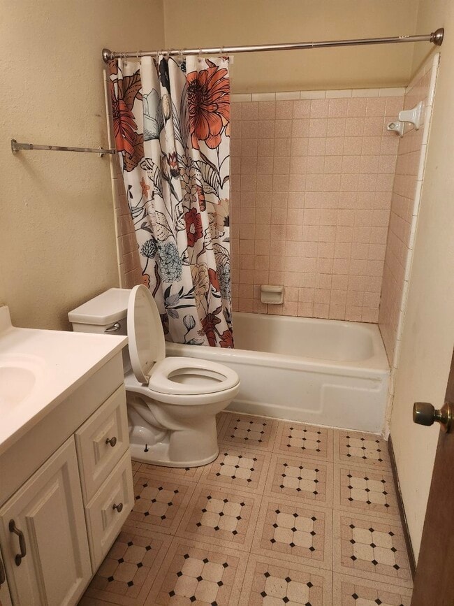 Full bathroom