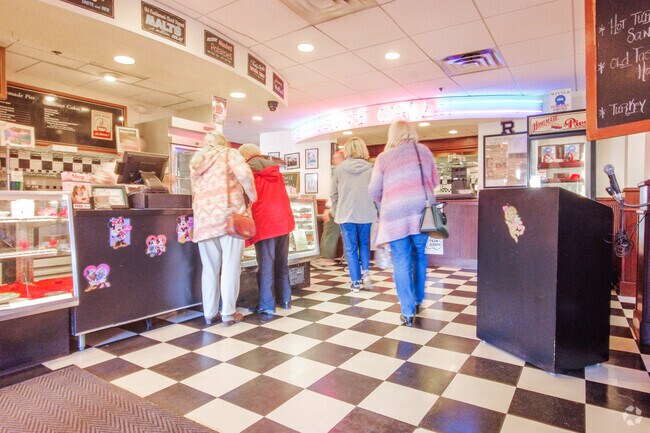 50's Grill is a classic burger & malt shop in the heart of Brooklyn Center.