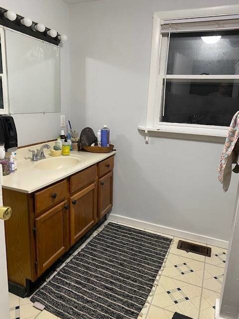 5822 Ethan Allen Hwy unit 4, Charlotte, VT 05445 - photo 7