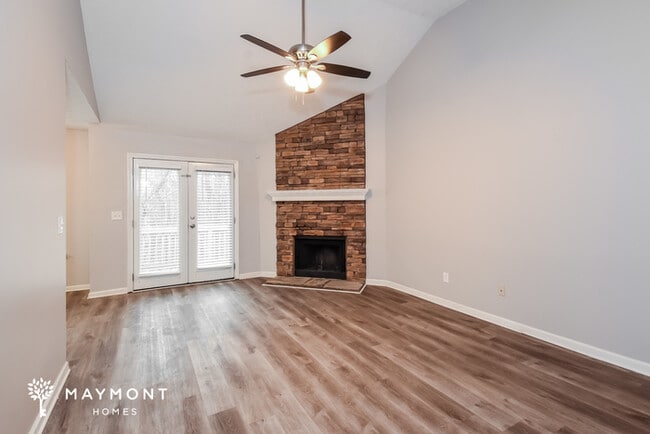 329 Hillcrest Ln, Canton, GA 30115 - photo 5