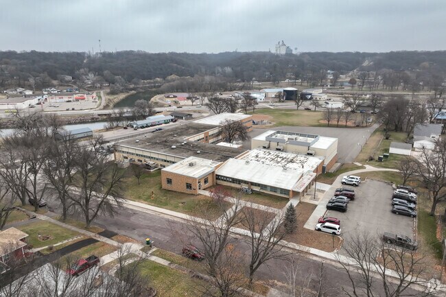 Riverside Elementary School