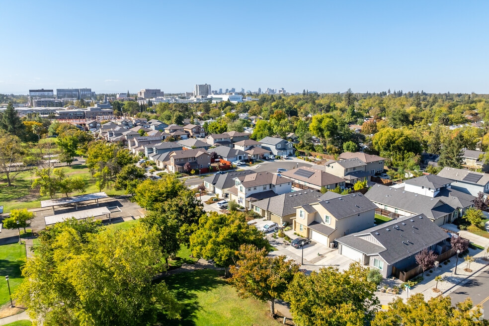 NH_Fairgrounds_509781_P2_V1_DC_11122024