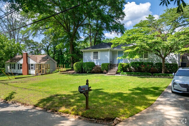 Custer-McDonough-Guice offers a diverse mix of homes, from charming older cottages and bungalows to modern new construction.