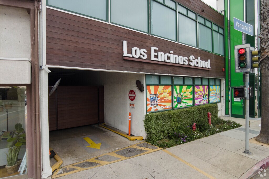 Los Encinos School is a 
private Elementary School educating students in Encino, CA.