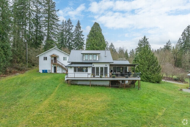 Cedar Grove'S Mid-Century cottages give the area its character and charm.