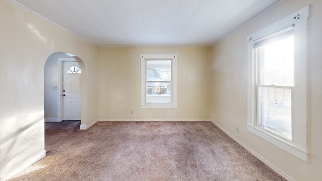 2186 5th St SW, Akron, OH 44314 - photo 2